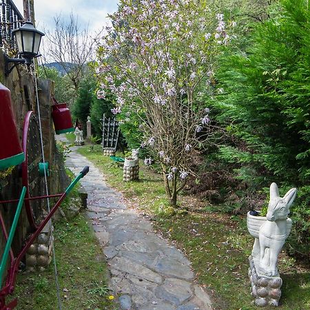Adeko Hotel Баракальдо Екстер'єр фото